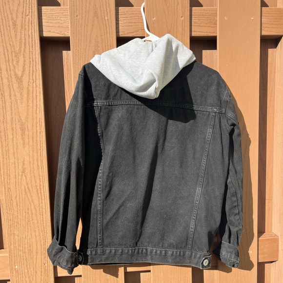 Von Jeans Hooded Jean Jacket - Picture 2 of 6